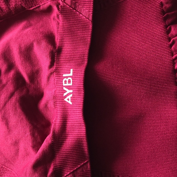 AYBL workout set Size S rumba red Balance V2 - Picture 5 of 6